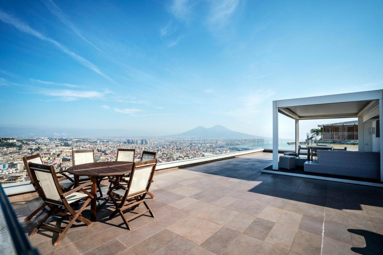 Terrazza Manu - Loft Suspended Over The City-Vomero Napoli Ngoại thất bức ảnh